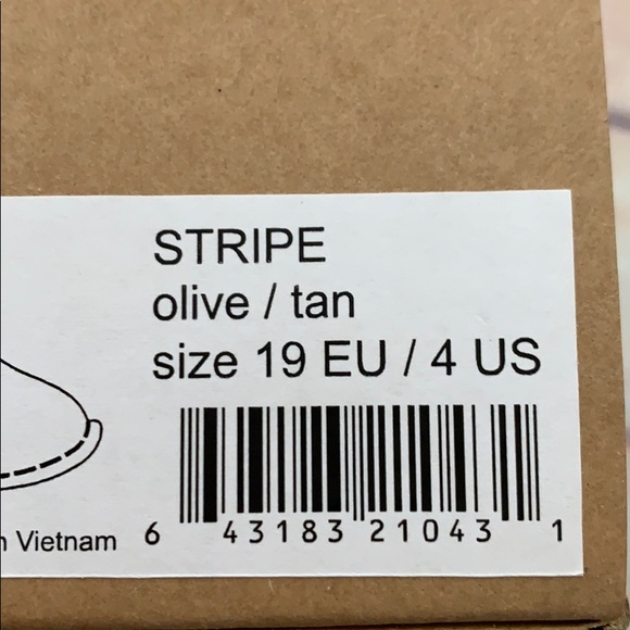 NIB pipit suede baby/toddler shoes - Picture 8 of 8